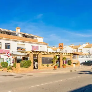 Apartamento En La Playa Con Patio Privado Rincón de la Victoria